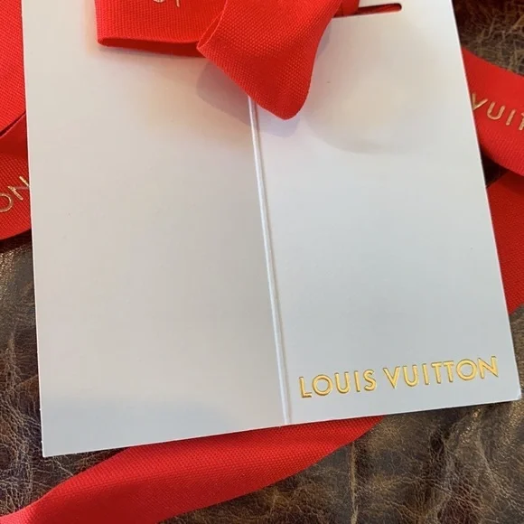 Louis Vuitton Bag, Ribbon and Gift Tag - Picture 6 of 8